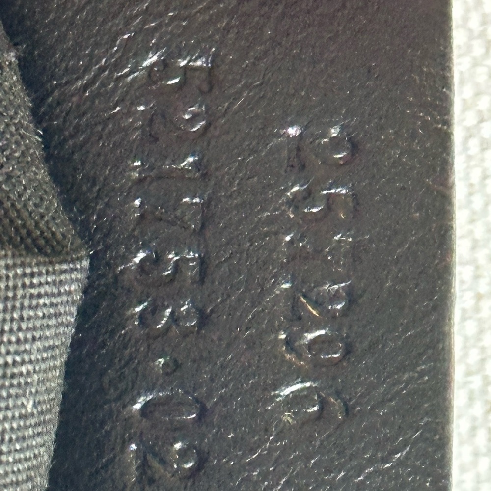 GUCCI PRE-OWENED RED GUCCI LOGO GG 2000-2015 - Picture 6 of 10
